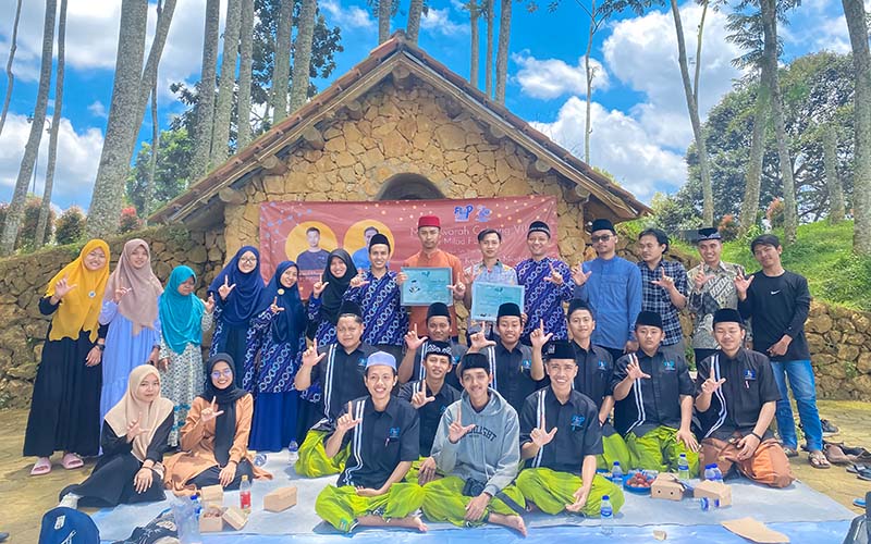 Muchlisin takshow kepenulisan di Pamekasan