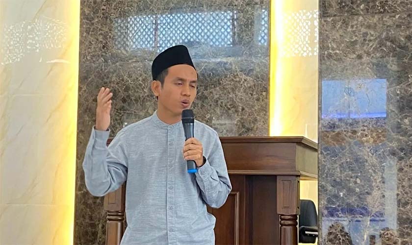 muchlisin sampaikan nasihat pernikahan di masjid al burhan
