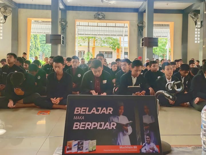 belajar maka berpijar - kajian wali santri smpit al ibrah